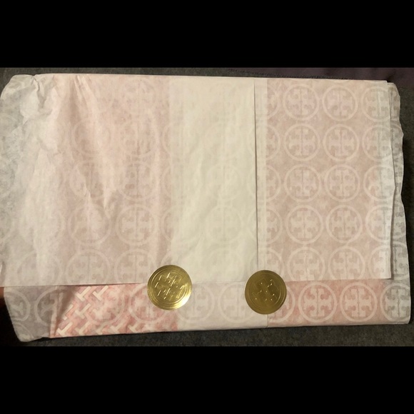 Tory Burch - Picture 5 of 7